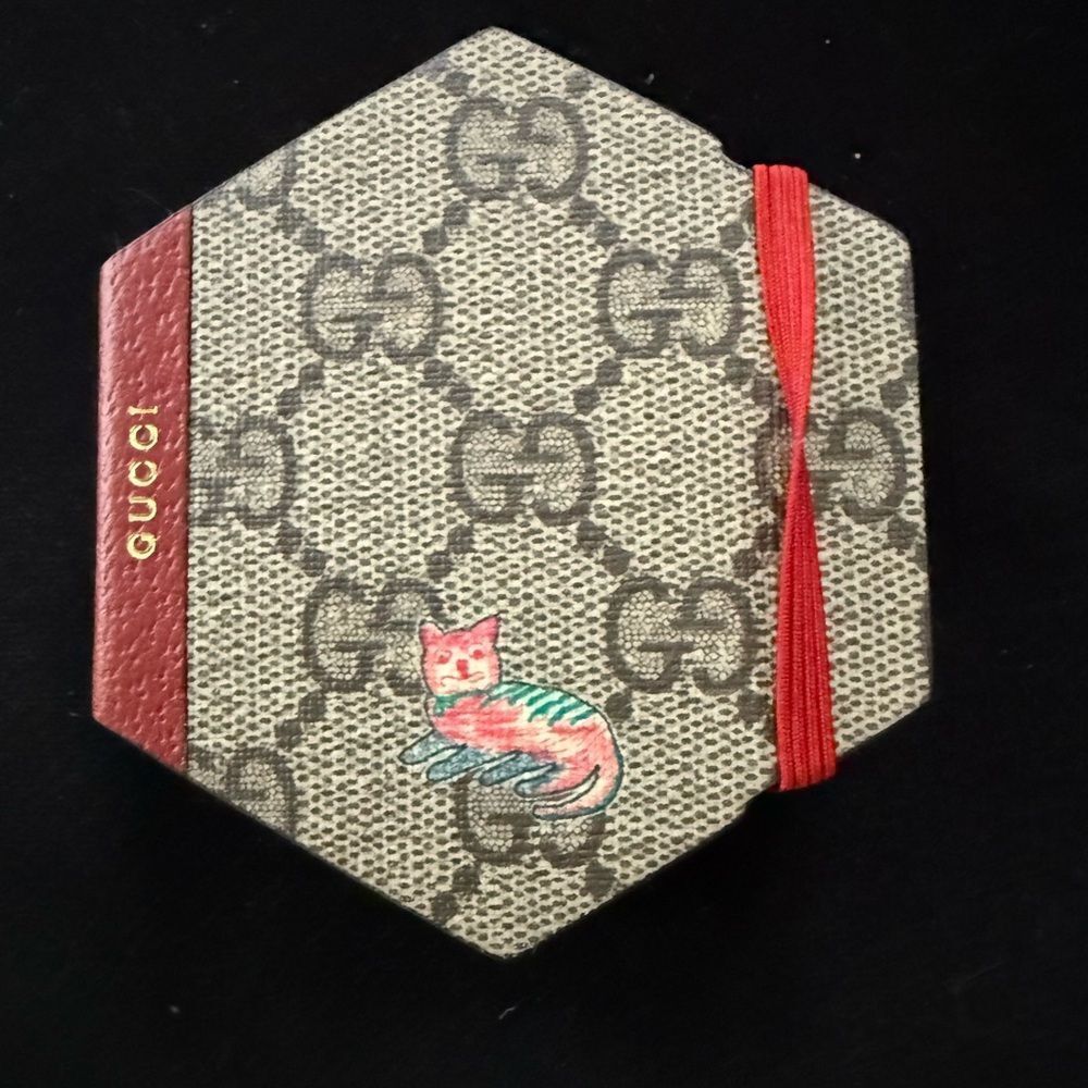 Brand new Gucci note pad with box